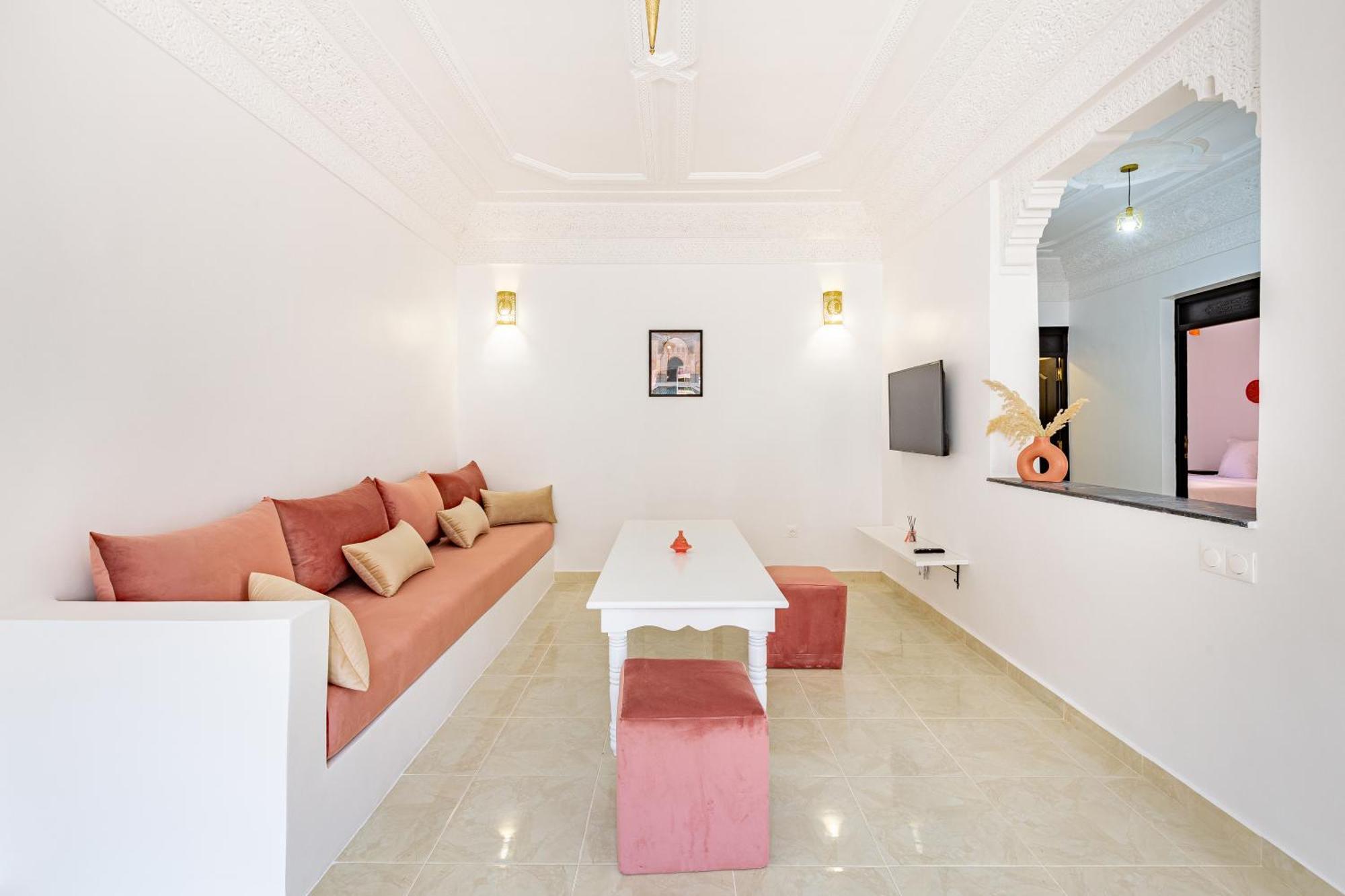 Appart Hôtel avec Terrasse et JACUZZI PRIVE Marraquexe Exterior foto